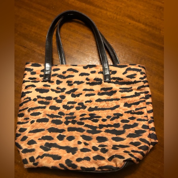 Mini Purse Collection (3) Fossil, Ester Lauder, Longaberger - Picture 4 of 7